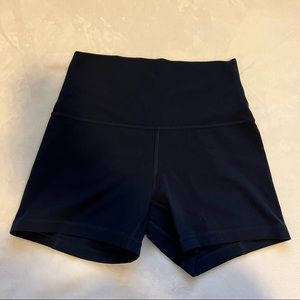Lululemon Align 4” shorts